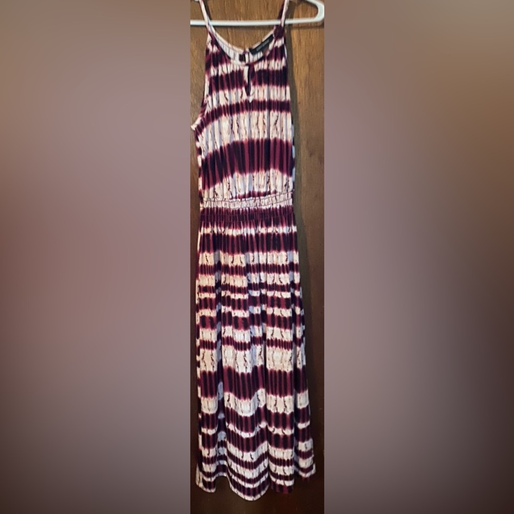 A beautiful striped size 14/16 maxi.